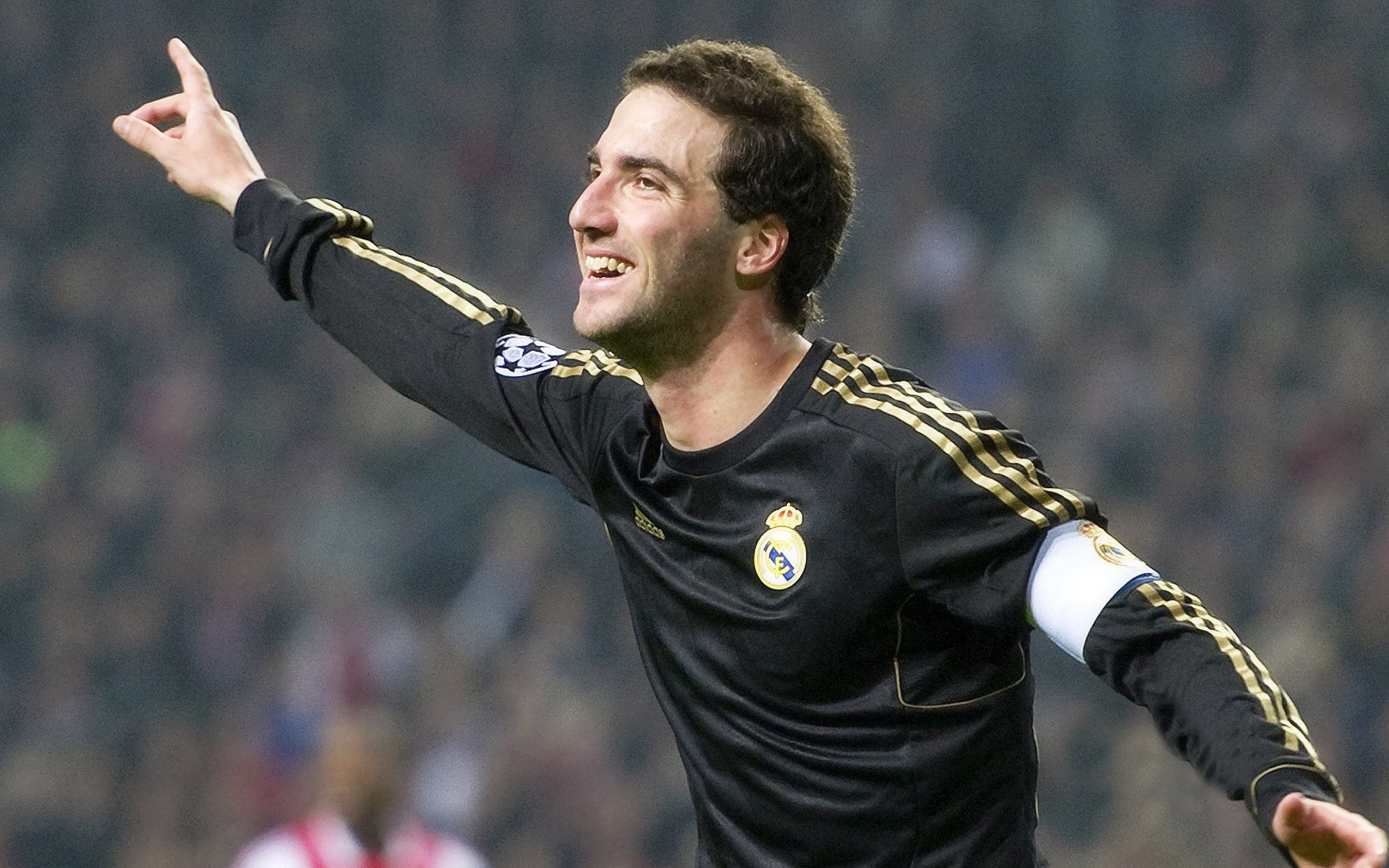 电竞世界杯盛大开幕 全球顶尖战队争夺荣耀与巨额奖金