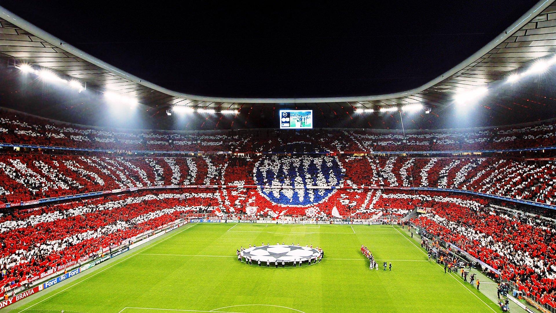 中国短道速滑队世锦赛夺金 展现冰上速度与激情